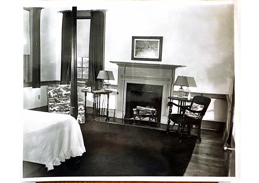 A principal bedchamber at the hearth